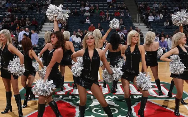李梦的身体素质究竟有多强？WNBA“勒布朗梦”的称号从何而来？
